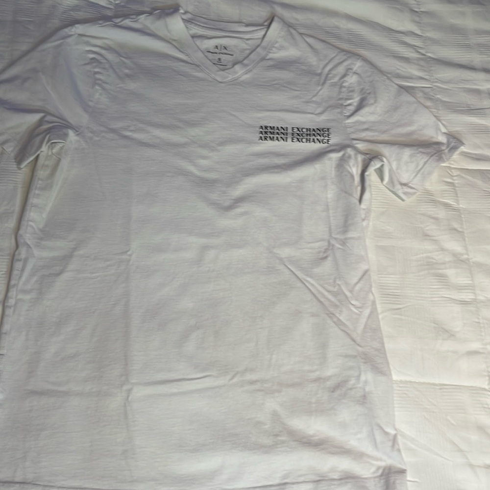 Armani Exchange Womens White V-Neck  T-shirt Size Small